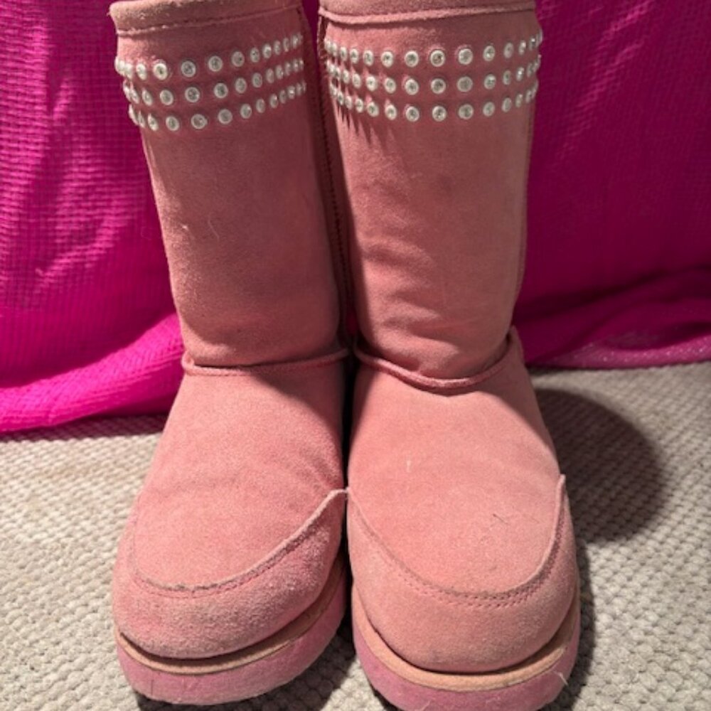 Pink boots with rhinestones